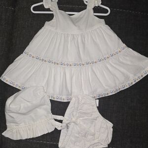 Rachel Zoe White Dress Set with Floral Accents